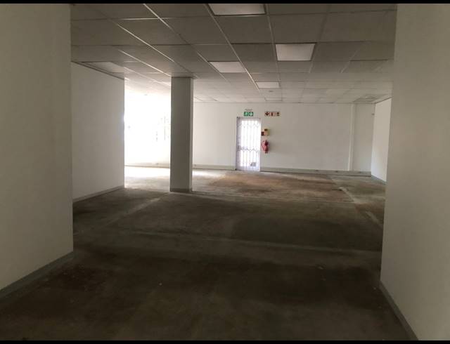 1,518M² OFFICE TO LET IN SANDTON CENTRAL